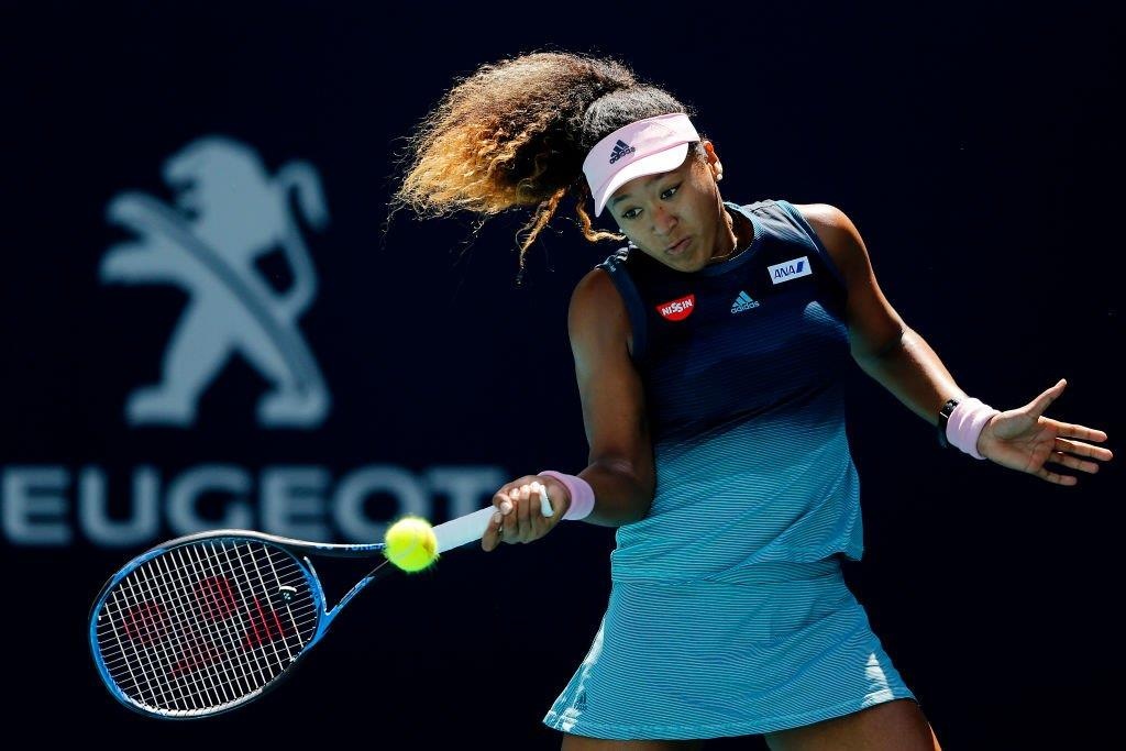 Tay vot so mot the gioi Naomi Osaka tiep tuc chuoi tran that vong hinh anh