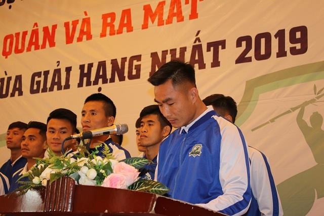 CLB bong da Phu Dong noi khong voi tieu cuc trong mua giai moi hinh anh