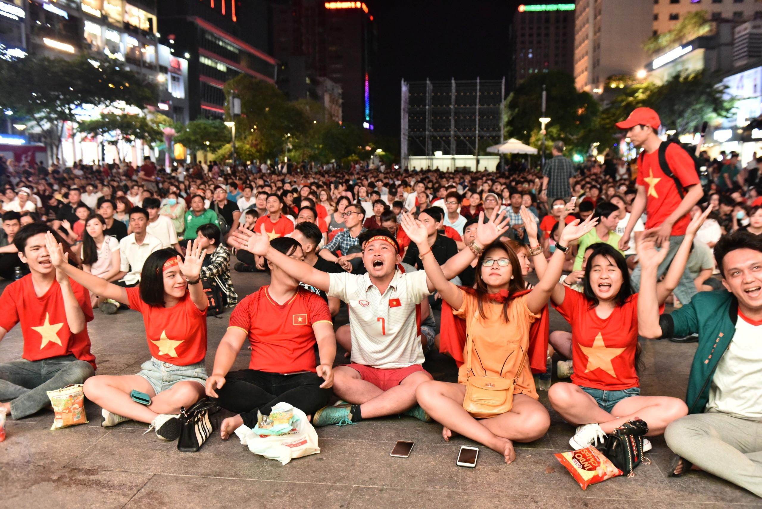 CDV Sai Gon vo oa voi 3 ban cua U23 Viet Nam vao luoi Thai Lan hinh anh