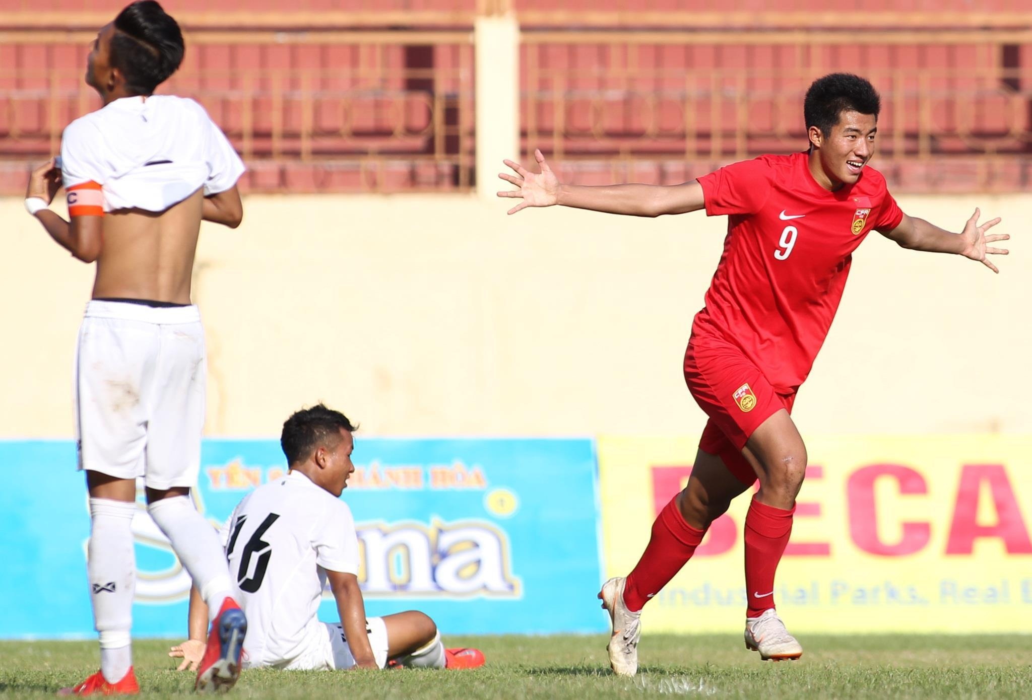 Bong da Trung Quoc tut lui so voi khu vuc Dong nam A anh 2