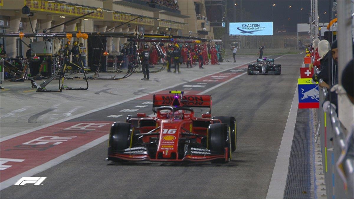 Hamilton ve nhat chang 2 tai Bahrain anh 5