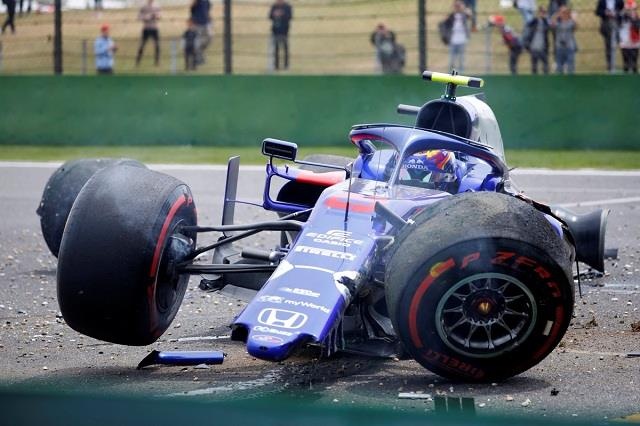 Tay dua Thai gap tai nan trong buoi phan hang F1 tai Trung Quoc hinh anh