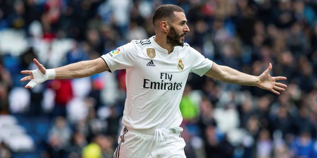 Real vs Athletic Bilbao (3-0): Benzema ghi hat-trick ban thang hinh anh