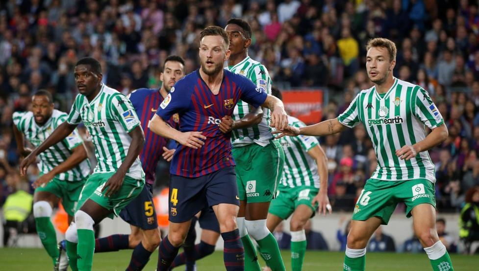 Cach Liverpool ha Barcelona anh 3