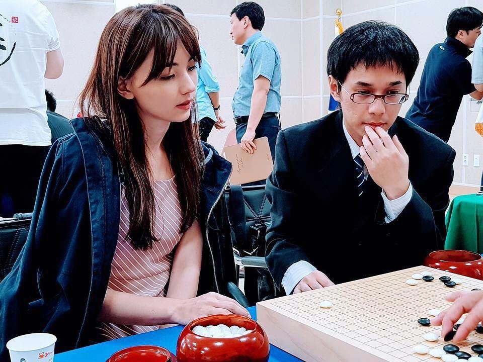 Ve dep cua my nu kien tuong co vay Joanne Missingham anh 3