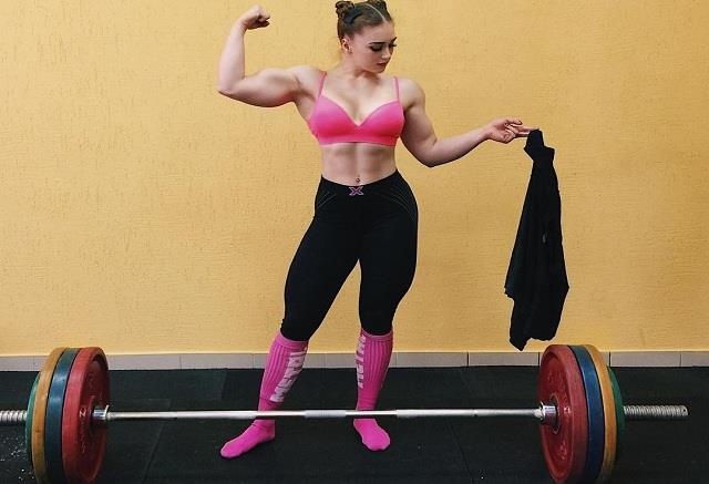 'Bup be co bap' quyet pha ky luc the gioi voi muc ta 280 kg hinh anh