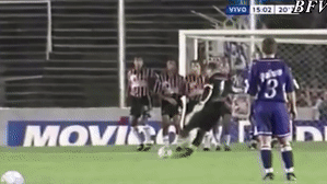 Nhung pha ghi ban an tuong cua thu mon huyen thoai Chilavert hinh anh