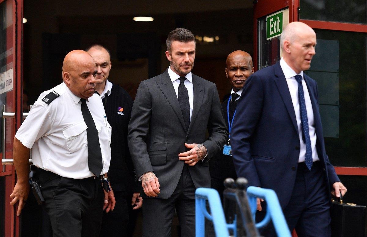 David Beckham bị cấm lái xe 6 tháng ảnh 1 David Beckham bi cam lai xe 6 thang anh 1