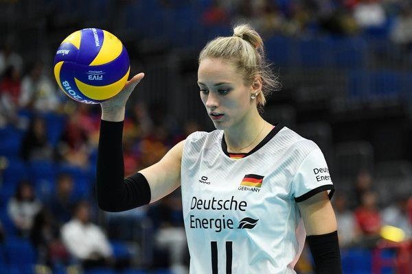 Hoa khoi bong chuyen Duc khien tuyen Trung Quoc chao dao hinh anh