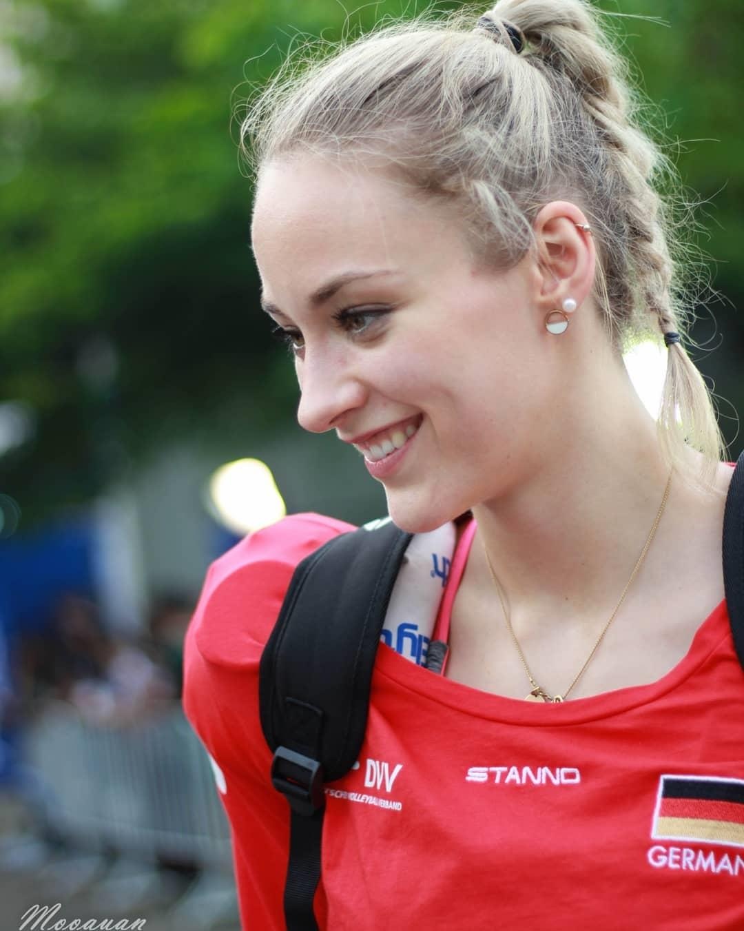 hoa khoi bong chuyen Duc lam kho Trung Quoc anh 6