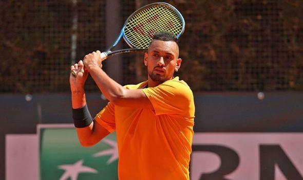 Kyrgios bị phạt nặng vì hành vi đập vợt, ném ghế ảnh 1 Kyrgios bi phat nang vi hanh vi dap vot, nem ghe anh 1