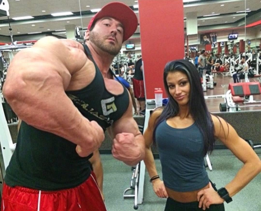 Luc si bien hinh tang 100 kg Craig Golias anh 6