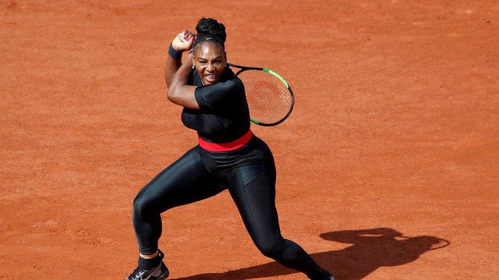 Serena diện đồ táo bạo tại Pháp mở rộng ảnh 5 Serena dien do tao bao tai Phap mo rong anh 5