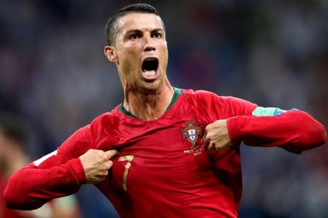 Ronaldo va dong doi tranh ve vao chung ket Nations League hinh anh