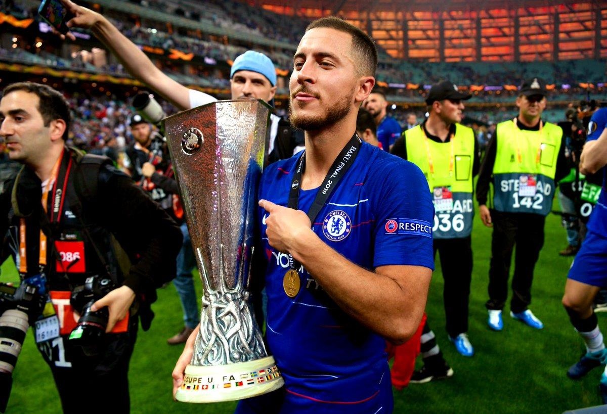 Hazard va dong doi an mung cuong nhiet trong phong thay do hinh anh