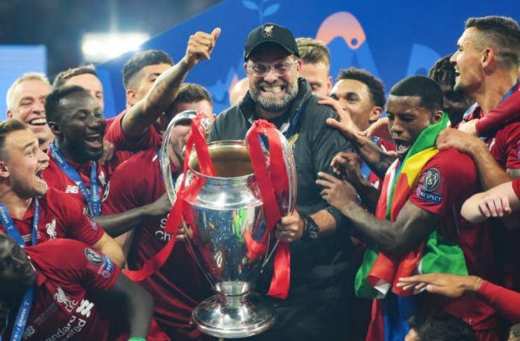 Su trung hop ky la sau 14 nam khong chi mang ten Liverpool hinh anh