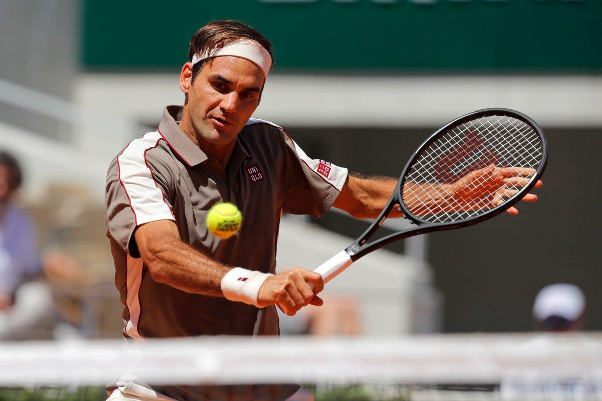 Roger Federer gap Nadal tai ban ket Phap mo rong hinh anh