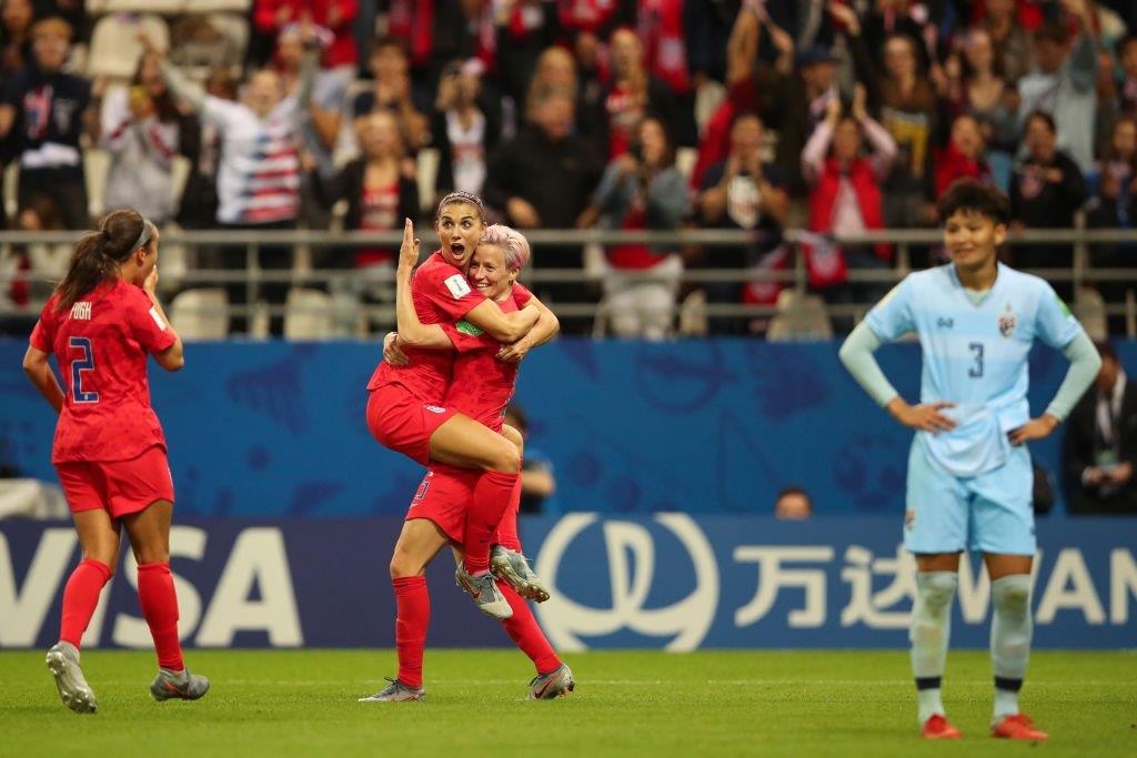 cac tran thua dam nhat lich su bong da nu anh 8