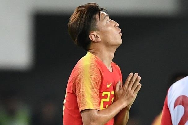 Bao Trung Quoc nhan dinh doi nha kho du World Cup hinh anh
