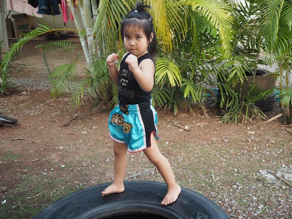 Chị em đam mê Muay Thai ảnh 7 Chi em dam me Muay Thai anh 7