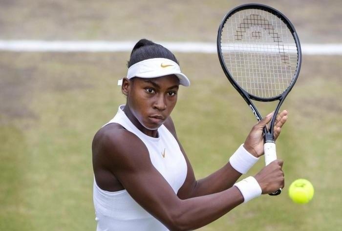 Tay vot 15 tuoi di vao lich su Wimbledon hinh anh