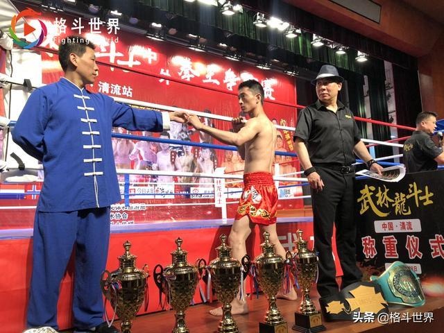 võ sư Trung Quốc thắng knock-out ảnh 1 vo su Trung Quoc thang knock-out anh 1