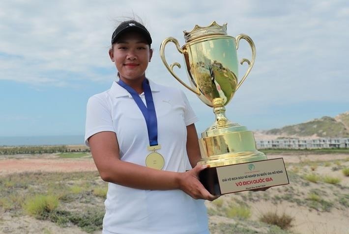 Nguyen Thao My lan thu 3 vo dich giai golf nu quoc gia hinh anh