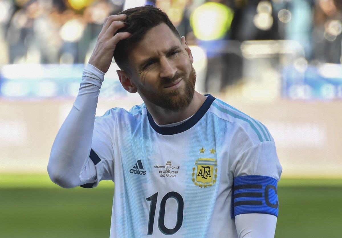 Lionel Messi tu choi du le trao giai 3 tai Copa America hinh anh