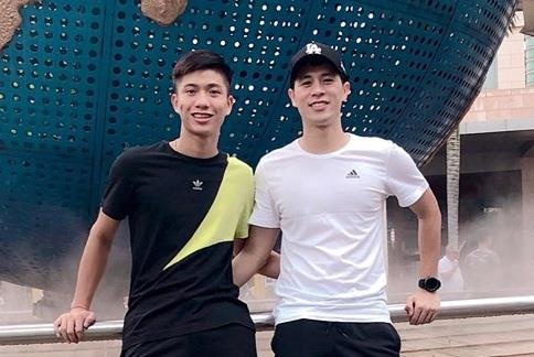 Dinh Trong, Van Duc rang ro trong ngay tai kham tai Singapore hinh anh