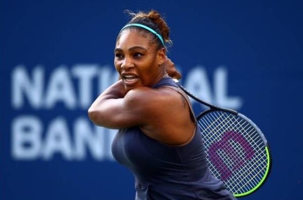 Serena Williams thang tran dau tien truoc Naomi Osaka hinh anh