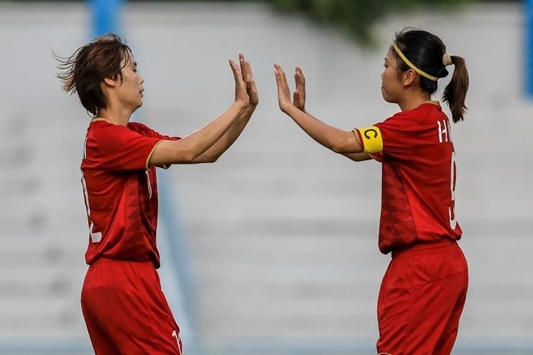 DT nu Viet Nam thang Myanmar 4-0, vao ban ket AFF Cup 2019 hinh anh