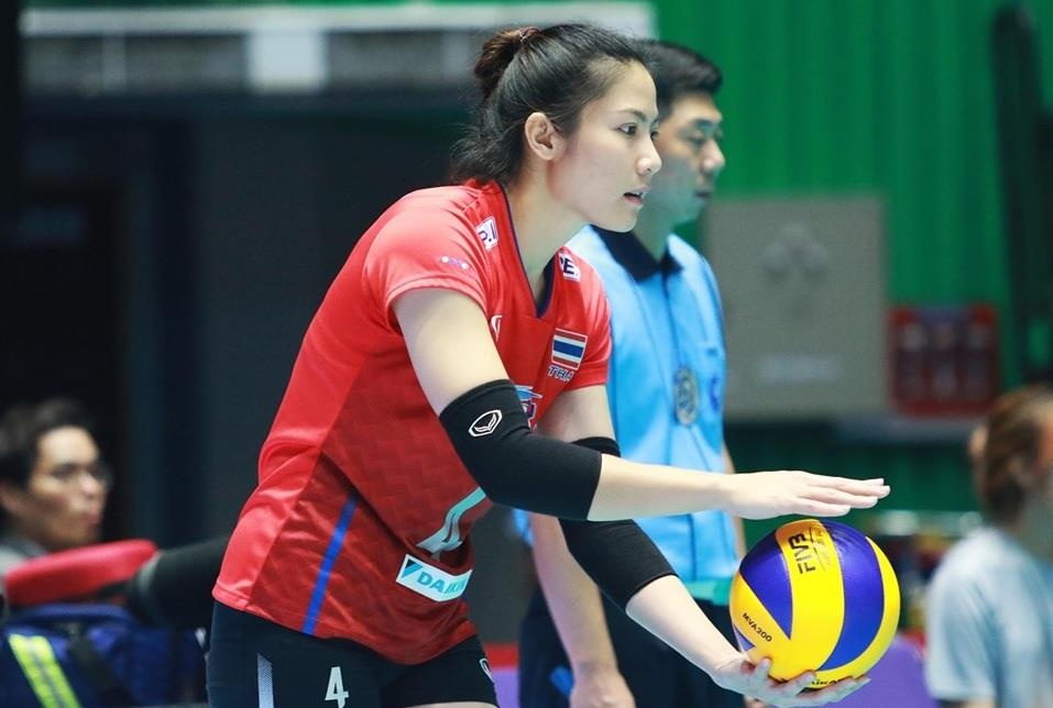 Nu VDV bong chuyen bi HLV 'bung tran' vi phat bong hong hinh anh