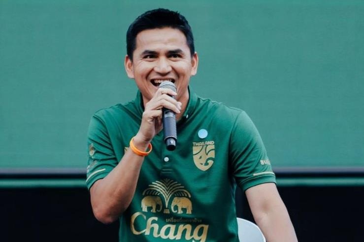 Kiatisak: 'Thai Lan se co 3 diem truoc tuyen Viet Nam' hinh anh