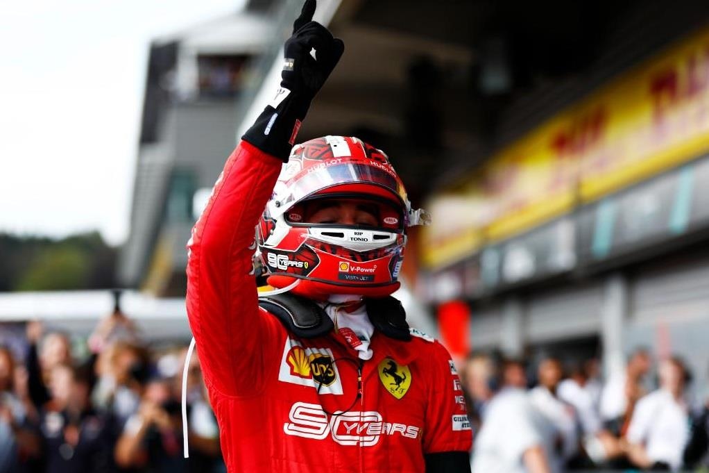 Vuot Hamilton, Leclerc lan dau thang chang dua F1 tai Bi hinh anh