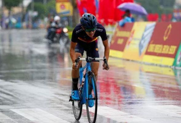 Desriac nhat chang 4 dua xe VTV Cup anh 1