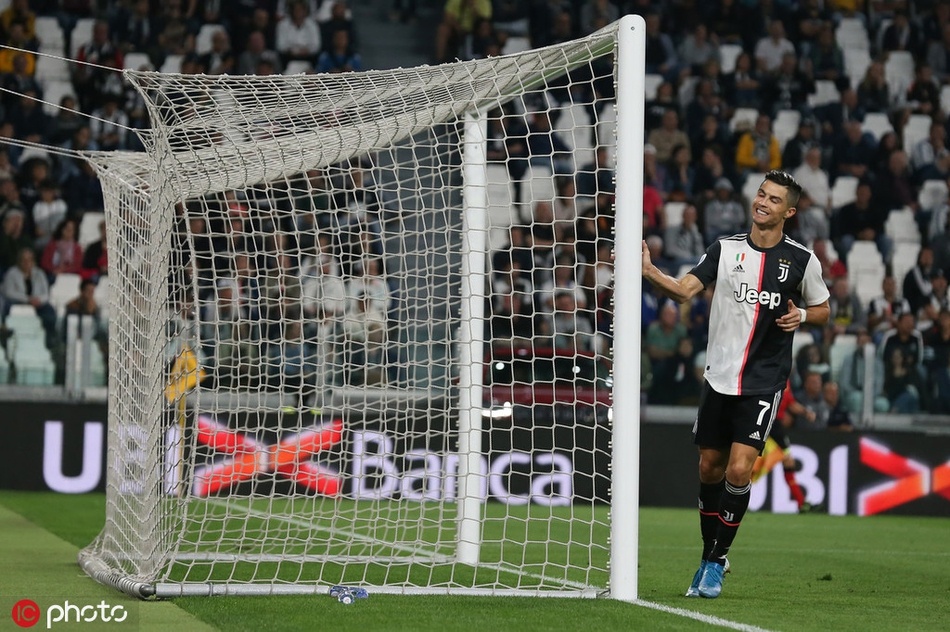 Ronaldo lap ky luc trong ngay Juve thang anh 4