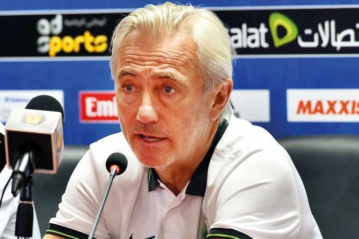 HLV Marwijk chi ra diem manh giup Thai Lan ha UAE hinh anh