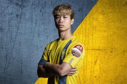 Cong Phuong tiep tuc khong duoc Sint-Truidense trao co hoi hinh anh