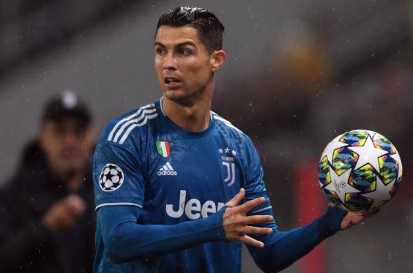 Ronaldo bi thay ra du Juventus can ban thang hinh anh