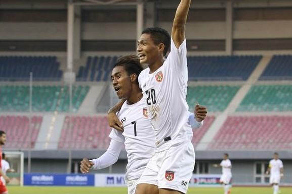 Myanmar thang Tajikistan trong tran cau co 7 ban thang hinh anh