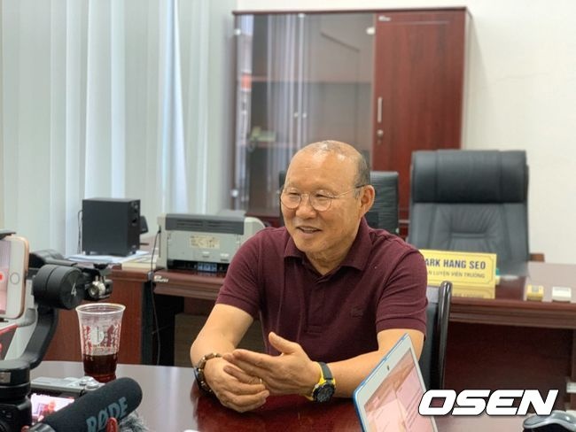 phỏng vấn HLV Park ảnh 2 phong van HLV Park anh 2