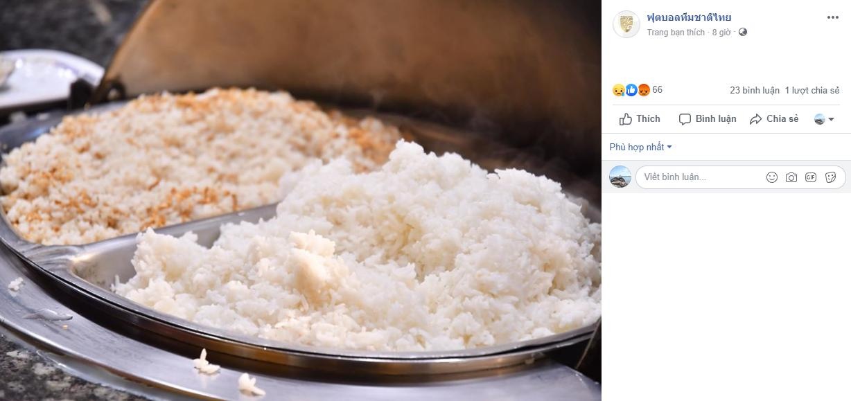 Cầu thủ Thái Lan mua thêm thức ăn ảnh 1 Cau thu Thai Lan mua them thuc an anh 1