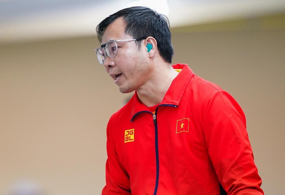 Xa thu Hoang Xuan Vinh truot HCV 10 m sung ngan tai SEA Games hinh anh