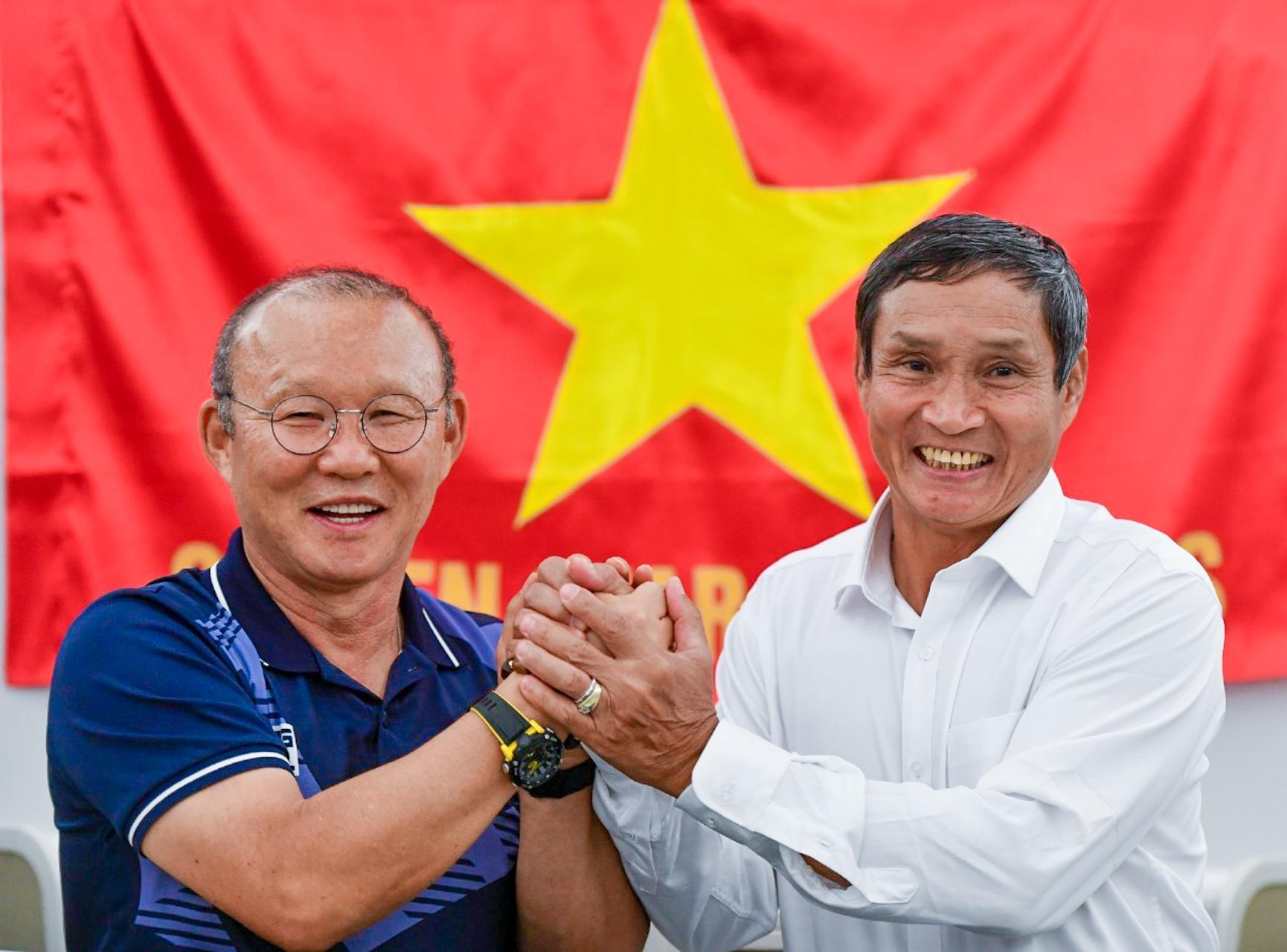 Thay Park, HLV Mai Duc Chung than thiet sau ky SEA Games lich su hinh anh