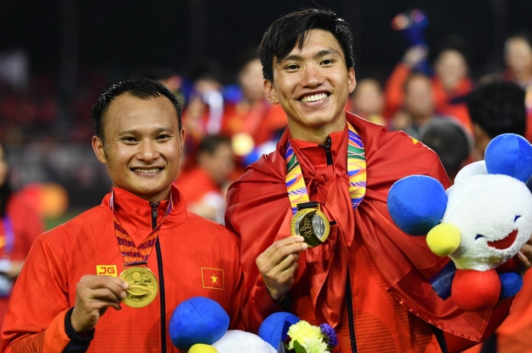 Doc gia Zing gui loi chuc mung toi doan Viet Nam sau SEA Games 30 hinh anh