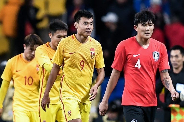 Tuyen Trung Quoc tut xuong hang 76 the gioi hinh anh