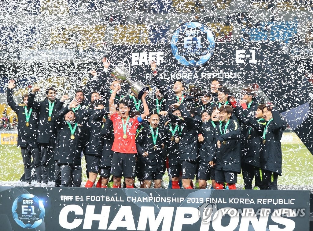 Han Quoc vo dich cup Dong A anh 1