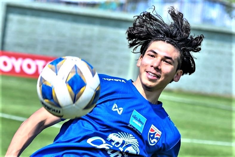 HLV Nishino chot danh sach U23 Thai Lan, tien ve Fulham co ten hinh anh