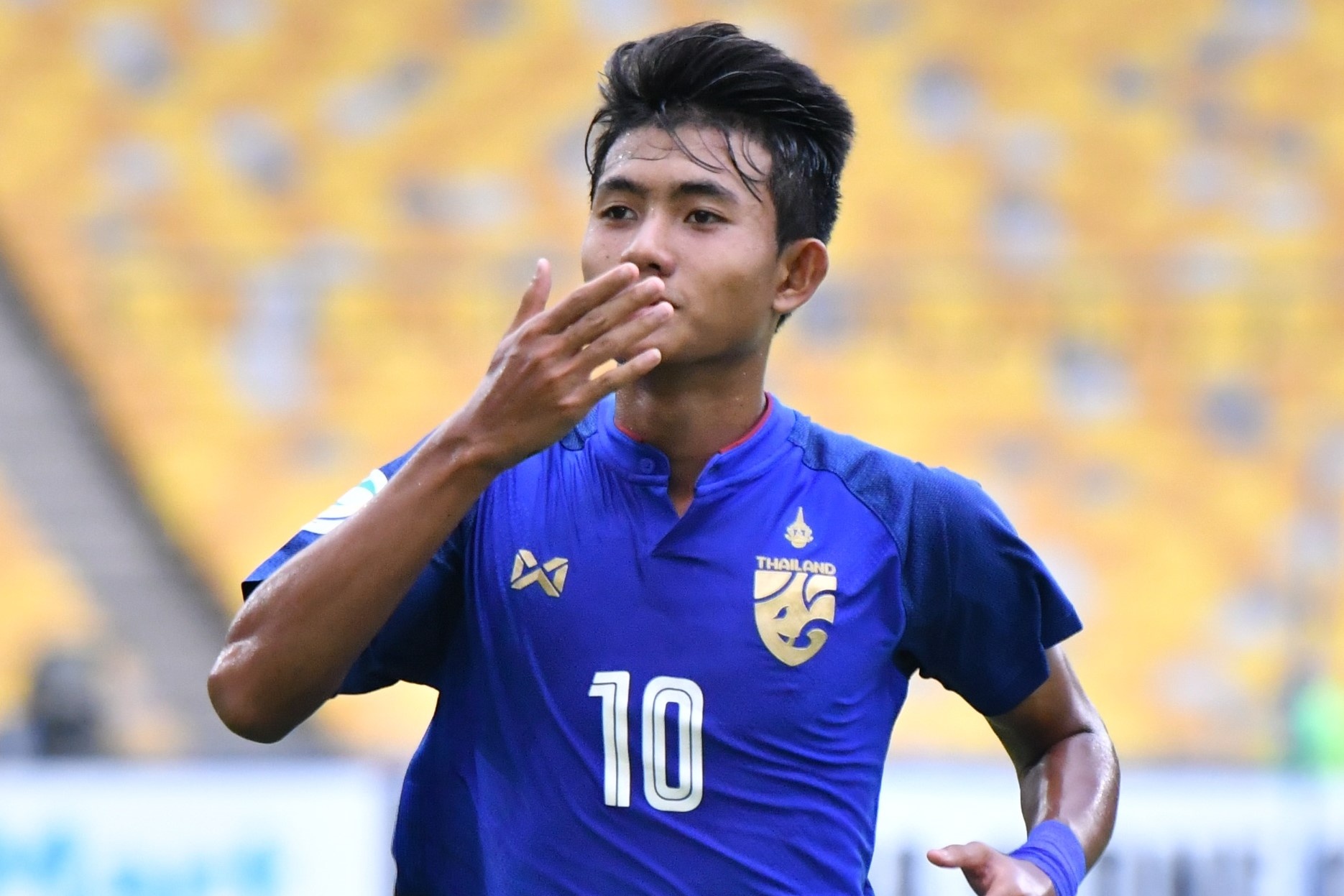 Tien dao 17 tuoi bao tin vui cho U23 Thai Lan truoc giai chau A hinh anh