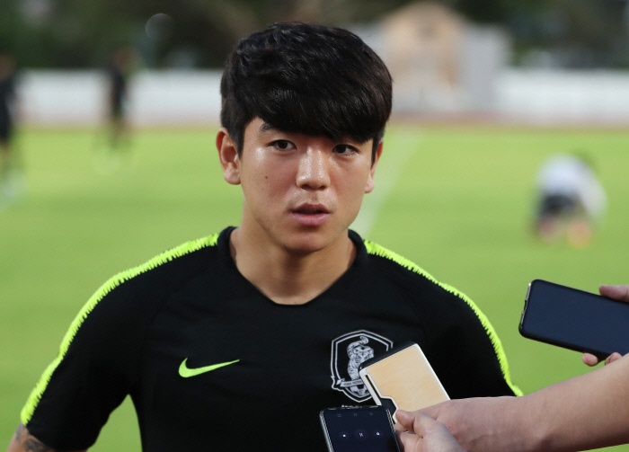 Tien ve Han Quoc khong so loi choi ran cua U23 Trung Quoc hinh anh